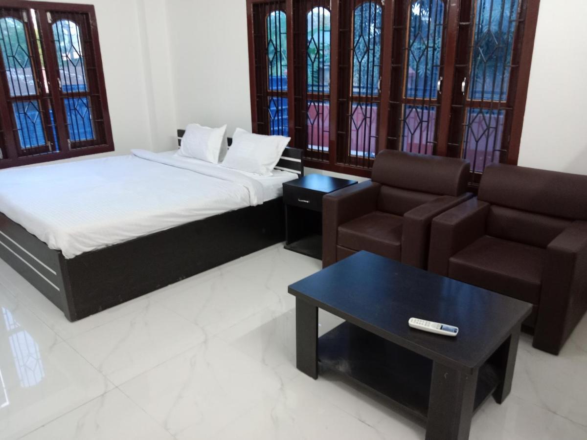Niroda Guest House Guwahati Dış mekan fotoğraf